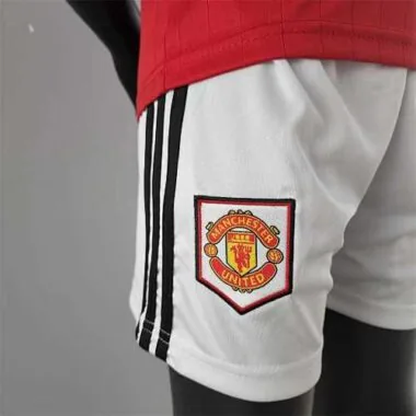 2022/23 Manchester United home kids kit