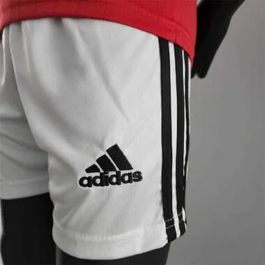 2022/23 Manchester United home kids kit