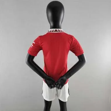2022/23 Manchester United home kids kit