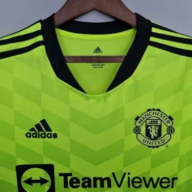 22-23 Manchester United fluorescent green