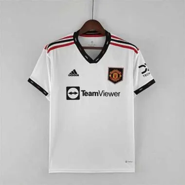 22-23 Manchester United away 3