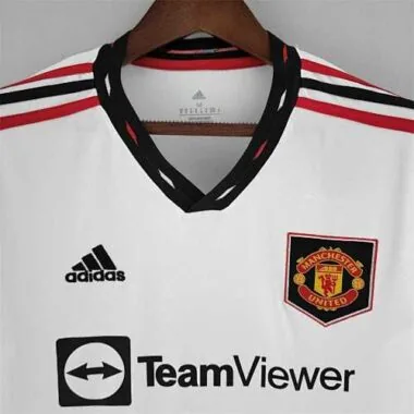 22-23 Manchester United away 3