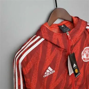 21-22 Manchester United red windbreaker