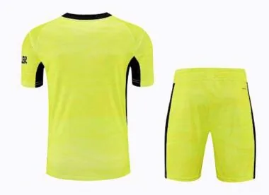 21-22 Manchester United green goalkeeper