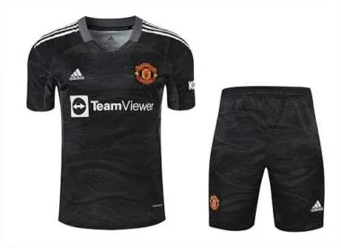 21-22 Manchester United black goalkeeper