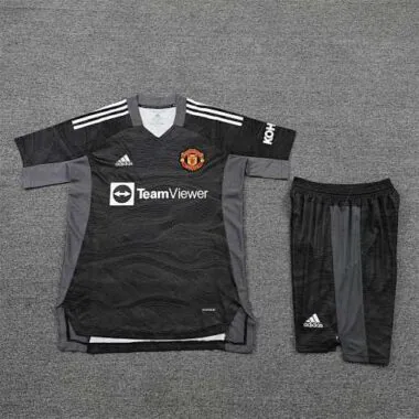 21-22 Manchester United black goalkeeper