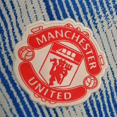 21-22 Manchester United away