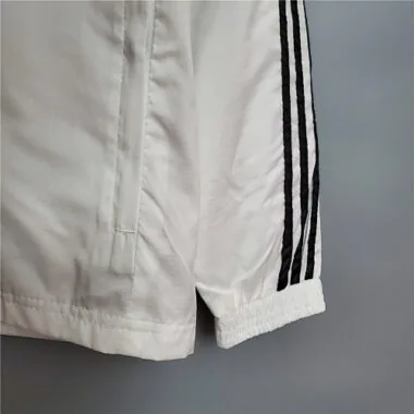 20-21 Manchester United whiteblack border windbreaker