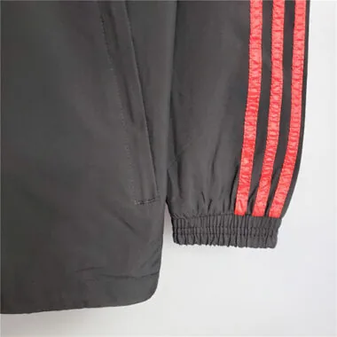 20-21 Manchester United black windbreaker