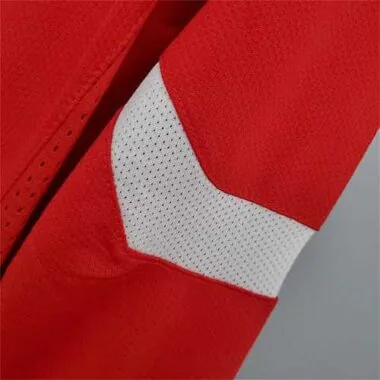 04-06 Manchester United home long sleeve