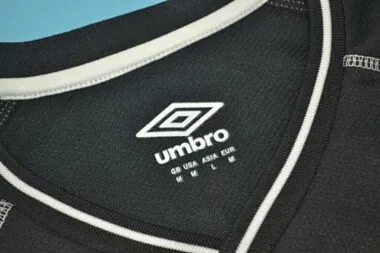 00-02 Manchester United away black long sleeve
