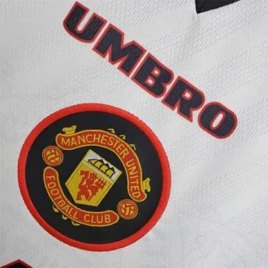 96-97 Manchester United away