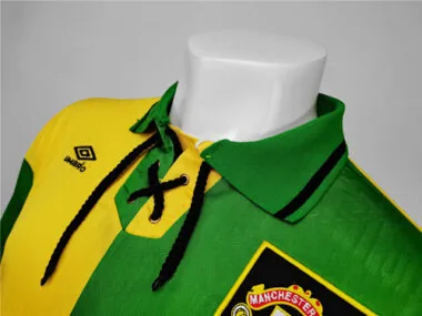 92-94 Manchester United away long sleeve