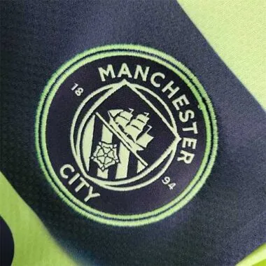 22-23 Manchester City third away