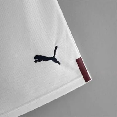 22-23 Manchester City Shorts White