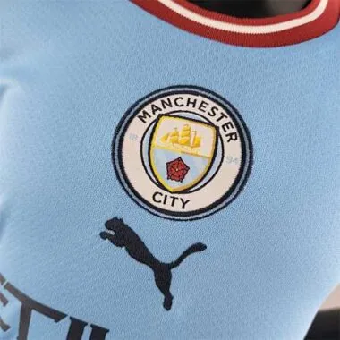 22-23 Manchester City home kids kit