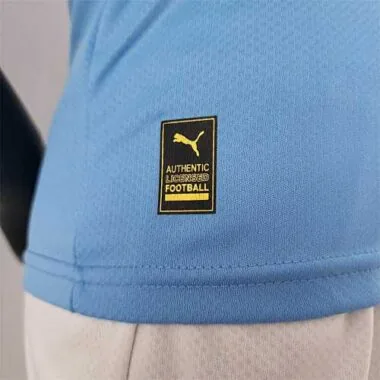 22-23 Manchester City home kids kit