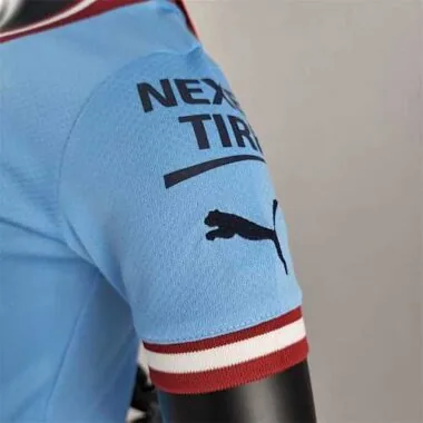 22-23 Manchester City home kids kit