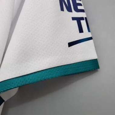 21-22 Manchester City away