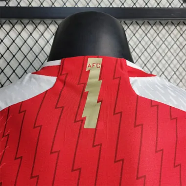 23-24 Arsenal home player version