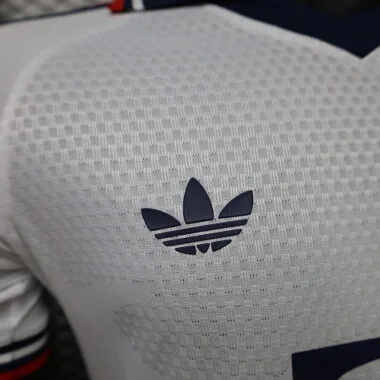 26-27 Player FC Bayern Home Kit S-4XL Cheap Football Jersey Wholesale Yupoo