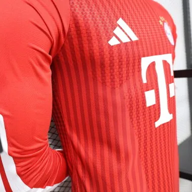 26-27 Player FC Bayern Home Long Sleeve Kit S-3XL Cheap Football Jersey Wholesale Yupoo