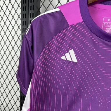 25-26 Bayern Goalkeeper Kit S-2XL Cheap Football Jersey Wholesale Yupoo