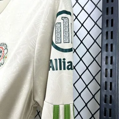 25-26 Bayern Oktoberfest Special Edition Kit Long Sleeve S-4XL Cheap Football Jersey Wholesale Yupoo