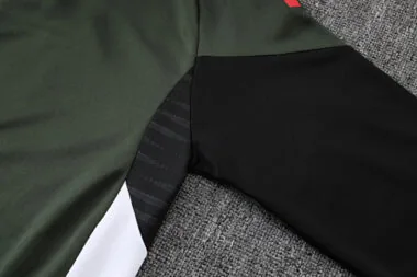 2025/26 Bayern Training Kits Tracksuits Sweatshirt