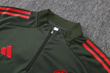 2025/26 Bayern Training Kits Tracksuits Sweatshirt