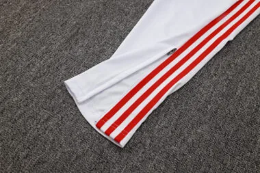 25-26 Bayern Training Kits Tracksuits Sweatshirt Cheap Jersey Wholesale Yupoo