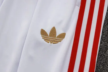 25-26 Bayern Training Kits Tracksuits Sweatshirt Cheap Jersey Wholesale Yupoo
