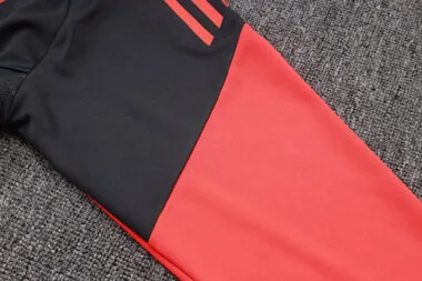 25-26 Bayern Training Kits Tracksuits Sweatshirt Cheap Football Jersey Wholesale Yupoo