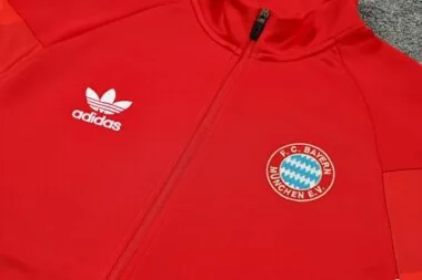 25-26 Bayern Training Kits Tracksuits Jacket Cheap Football Jersey Wholesale Yupoo