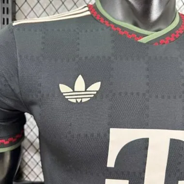 25-26 Players Bayern Third Away Champions League Kit S-5XL Cheap Football Jersey Wholesale Yupoo