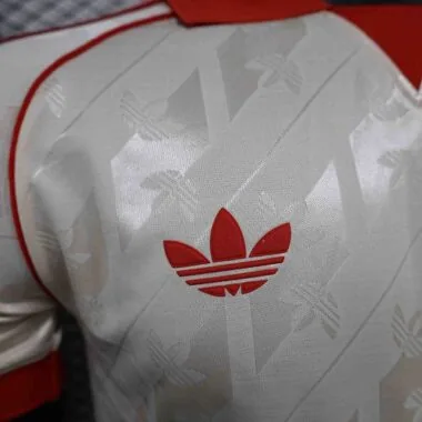 24-25 Player Bayern Retro Version S-XXL