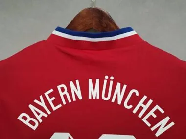 93-94 Bayern Munich home red blue
