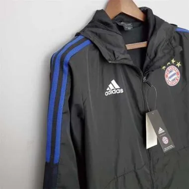 2022/23 Bayern black windbreaker