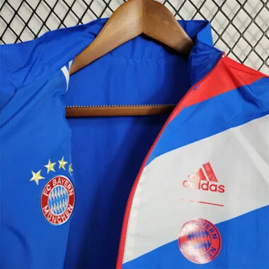 23-24 Reversible Windbreaker Bayern