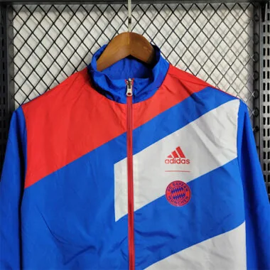 23-24 Reversible Windbreaker Bayern
