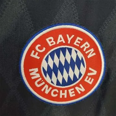 97-99 Bayern home