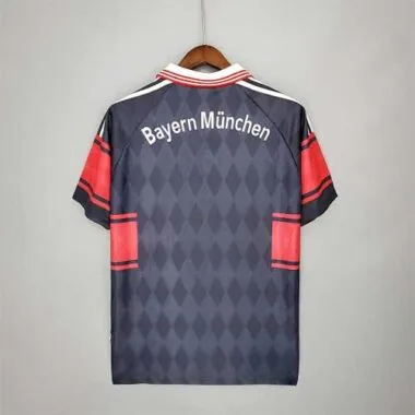 97-99 Bayern home