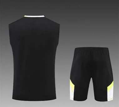 Equipación de entrenamiento del Dortmund 22-23, con chaleco, en blanco y negro