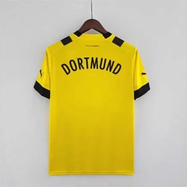 22-23 Dortmund home