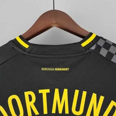 22-23 Dortmund away