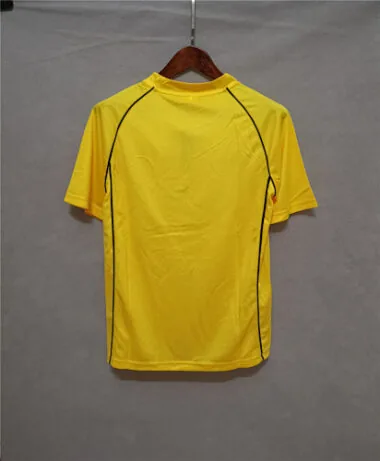 02 Dortmund home yellow