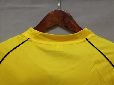 02 Dortmund home yellow