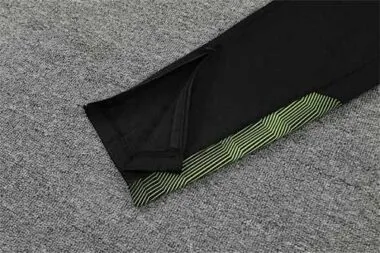 Polo Dortmund black stripes