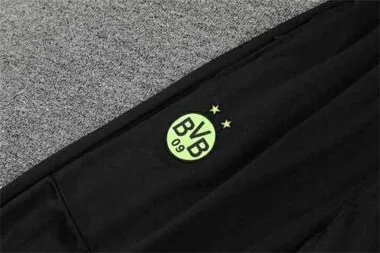 Polo Dortmund negro