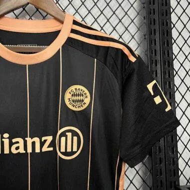 2024/25 Bayern Munich Special Edition Black Kit Soccer Uniform
